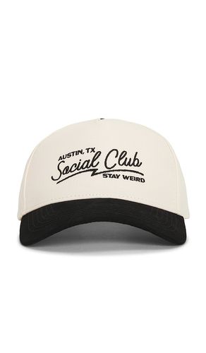 Friday Feelin HUT AUSTIN in Cream - Friday Feelin - Modalova