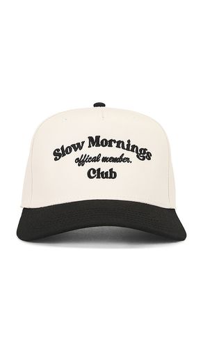 Slow Mornings Club Hat in - Friday Feelin - Modalova