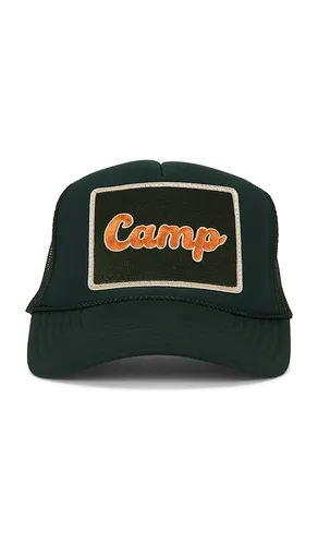 Friday Feelin Camp Hat in Green - Friday Feelin - Modalova