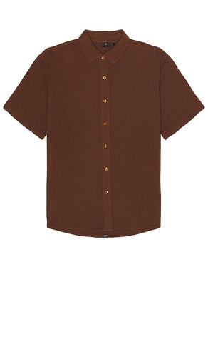 Minimal Seersucker Short Sleeve Shirt in Brown. - size M (also in L, S) - THRILLS - Modalova