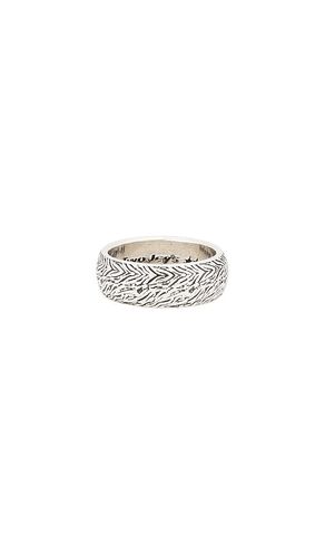 Zebra Ring in Metallic Silver. - size 16 (also in 18, 20, 22) - Two Jeys - Modalova