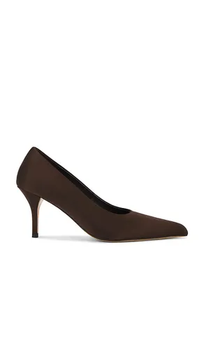 Chloe Pump in . Size 6. Also in 8, 8.5, 9 - Tony Bianco - Modalova