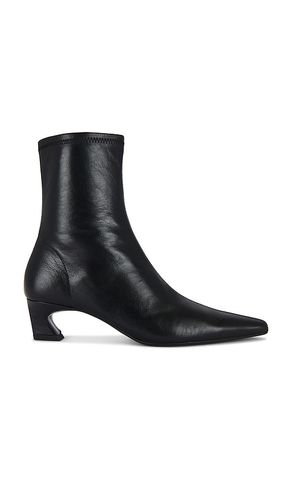 Margot Boot in Black. - size 5 (also in 6, 6.5, 7, 7.5, 8.5, 9.5) - Tony Bianco - Modalova