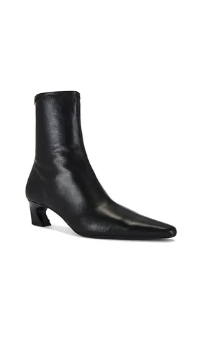 Margot Boot in . Size 10. Also in 5.5, 8, 8.5, 9 - Tony Bianco - Modalova