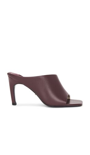 Model Sandal in . Size 6. Also in 7 - Tony Bianco - Modalova