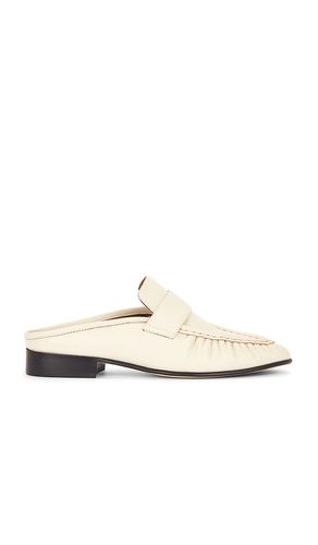 Glacier Mule Loafer in Ivory. - size 6 (also in 5, 5.5, 6.5, 7, 7.5, 8, 8.5, 9, 10) - Tony Bianco - Modalova