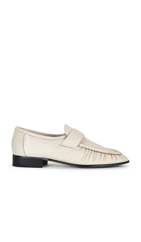Gatsby Loafer in Cream. - size 8 (also in 9) - Tony Bianco - Modalova