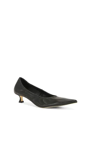 Costa Pump in . Size 5. Also in 6.5, 7, 7.5, 8, 8.5, 9, 9.5 - Tony Bianco - Modalova
