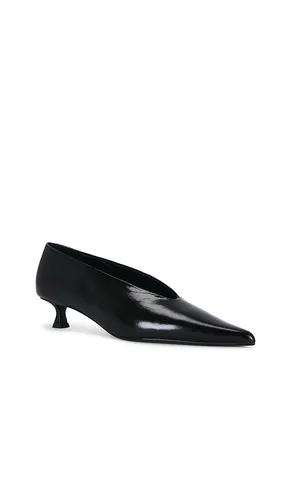 Cherry Pump in Chocolate. - size 10 (also in 6, 7, 7.5, 8, 9) - Tony Bianco - Modalova