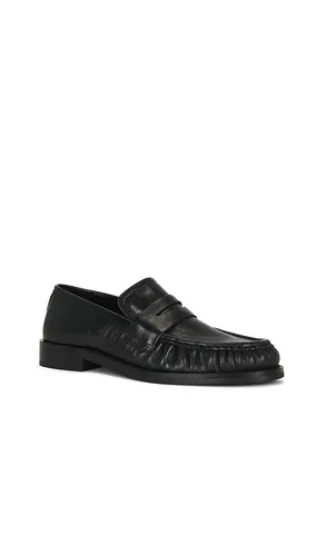 Libby Loafer in Black. - size 10 (also in 5.5, 6, 6.5, 7, 7.5, 8, 8.5, 9) - Tony Bianco - Modalova