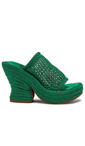 Con cuña matrix en color verde talla 7 en - Green. Talla 7 (también en 8) - Tony Bianco - Modalova