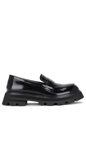 Axell Loafer in . Size 5, 5.5, 6.5, 7, 8, 8.5, 9, 9.5 - Tony Bianco - Modalova