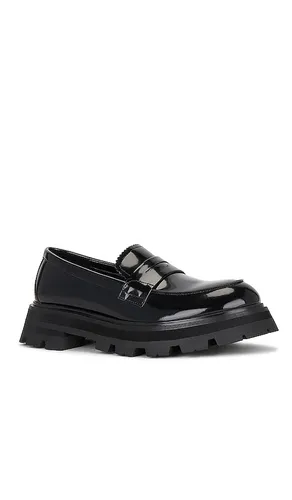 Axell Loafer in . Size 10. Also in 5, 5.5, 9.5 - Tony Bianco - Modalova