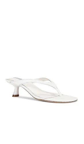 X REVOLVE Krista Sandal in White. - size 10 (also in 6, 7.5, 9, 9.5) - Tony Bianco - Modalova