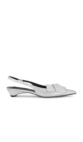 Elijah Flat in Metallic Silver. - size 5 (also in 6, 6.5, 7, 7.5, 8, 8.5) - Tony Bianco - Modalova