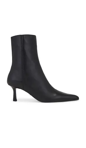 Quincy in . Size 5.5. Also in 6, 7, 7.5, 8.5, 9 - Tony Bianco - Modalova