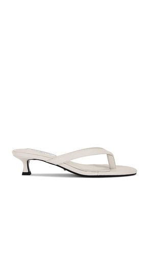 Pluto Sandal in White. - size 5 (also in 5.5, 8, 8.5, 9.5) - Tony Bianco - Modalova