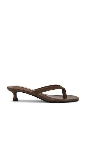 Pluto Sandal in . Size 10. Also in 5, 6.5, 7.5, 8.5, 9, 9.5 - Tony Bianco - Modalova