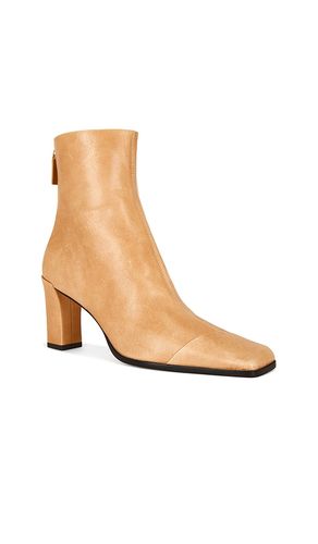 Asymmetric Cap Toe Ankle Boot in . Size 7. Also in 6, 6.5, 7.5, 8, 8.5, 9, 9.5, 10 - Tory Burch - Modalova