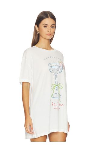 Strawberry Champagne Oversized Tee in . Size L. Also in XS - The Laundry Room - Modalova