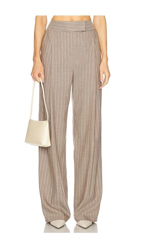 Boyfriend Trouser in Taupe. - size 4 (also in 6, 8) - The Sei - Modalova