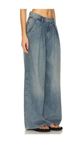 Linda Mid Rise Pleated Wide Leg in Blue. - size 25 (also in 28) - Triarchy - Modalova