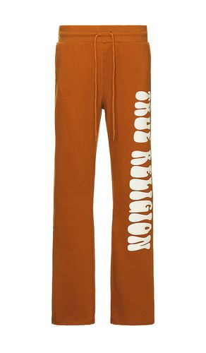 Stacked Puff Straight Pant in Rust. - size L (also in M, S, XL/1X) - True Religion - Modalova