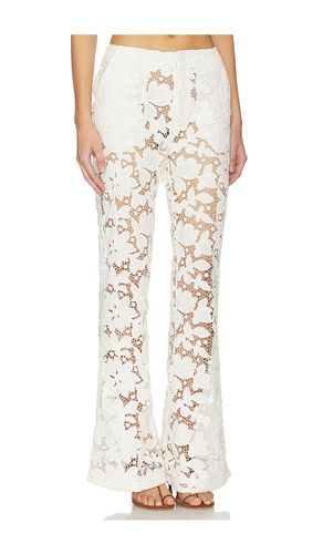 Alino Flare Pant in Ivory. - size L (also in M, S, XL, XS) - Tularosa - Modalova