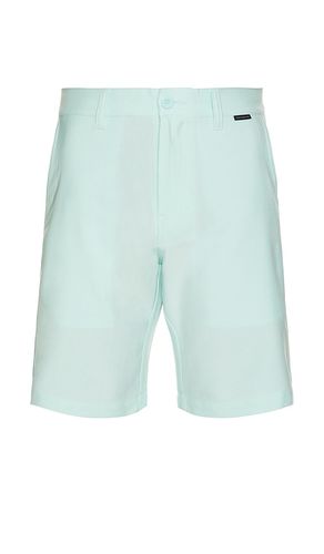Sand Harbor Shorts in Baby Blue. - size 30 (also in 32, 34) - TravisMathew - Modalova
