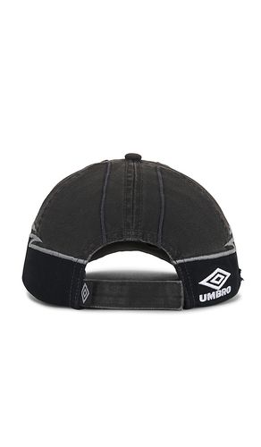 UMBRO Goalkeeper Cap in Grey - UMBRO - Modalova