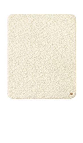 UGG Home Shira Pet Throw in White - UGG Home - Modalova