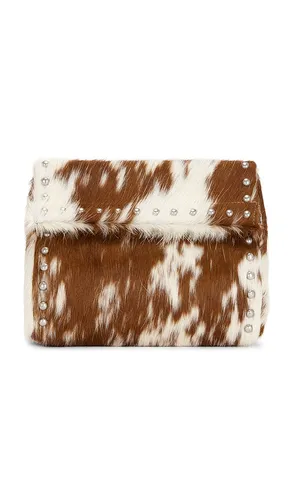 Oversized Clutch in - Understated Leather - Modalova