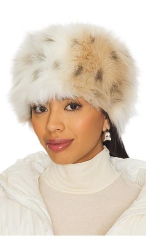 Unreal Fur Natasha Hat in Cream - Unreal Fur - Modalova