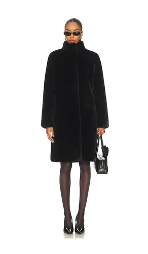 Raven Coat in . - size L (also in M, S, XS) - Unreal Fur - Modalova