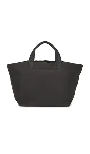 Essence Weekend Bag in - Vee Collective - Modalova