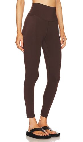 Freesoft High Rise Legging in Brown. - size L (also in M, S, XL, XS) - Varley - Modalova