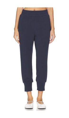 The Slim Cuff Pant in Navy. - size L (also in M, S, XL, XS) - Varley - Modalova