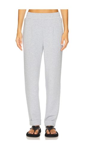 The Rolled Cuff 25 Pant in Light Grey. - size L (also in M, S, XS) - Varley - Modalova