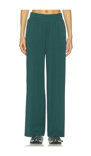 Wide Leg Pant in . Taglia L. Also in M, S, XS - Varley - Modalova