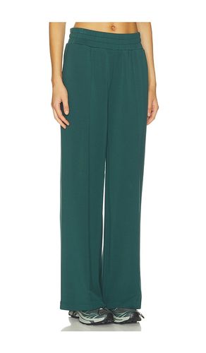 SWEATPANTS MIT WEITEM BEIN in . Größe L. Also in M, S, XL, XS - Varley - Modalova