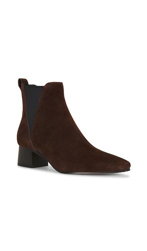Astra Boot in Chocolate. - size 10 (also in 6, 6.5, 7, 7.5, 8, 8.5, 9, 9.5) - Veronica Beard - Modalova