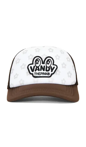 Eye Logo Patch Trucker Hat in - VANDYTHEPINK - Modalova