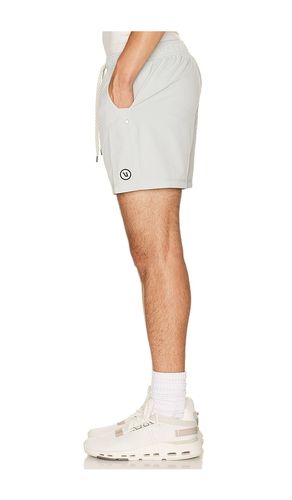 Kore Lined 5 Short in Grey. - size L (also in S, XL/1X, XXL/2X) - Vuori - Modalova