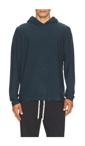 Strato Tech Hoodie in Blue. - size S (also in M, L, XL/1X, XXL/2X) - Vuori - Modalova