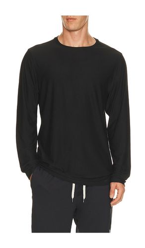 Long Sleeve Strato Tech Tee in . - size L (also in M, S, XL/1X, XXL/2X) - Vuori - Modalova