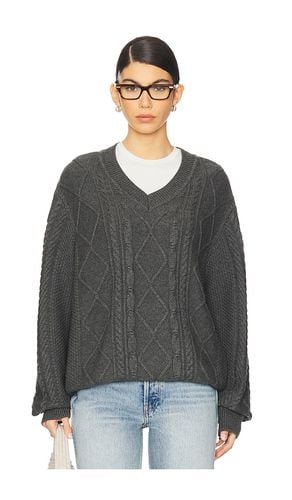 Cable Knit V-Neck Sweater in . Size M, S, XL/1X, XS - WAO - Modalova