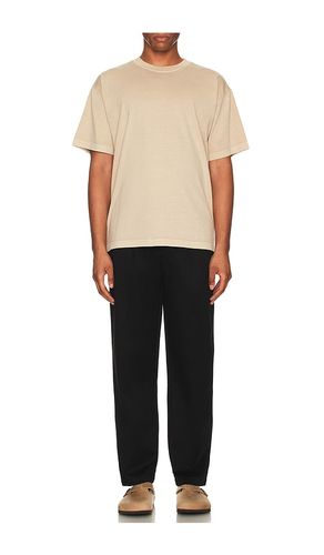The Relaxed Tee in . Taglia S. Also in L - WAO - Modalova