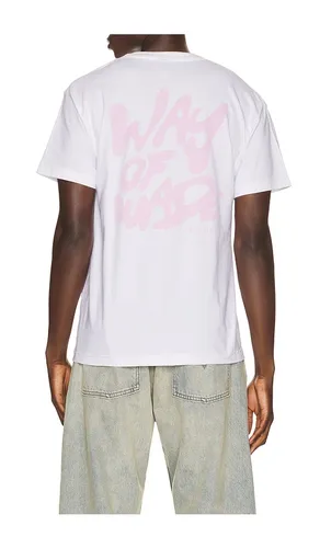 X Revolve Graphic Tee in . Size S. Also in M, L, XL/1X - Way of Wade - Modalova