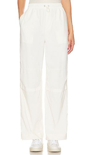 Palma Pant in White. - size L (also in M, S, XL, XS, XXS) - WellBeing + BeingWell - Modalova