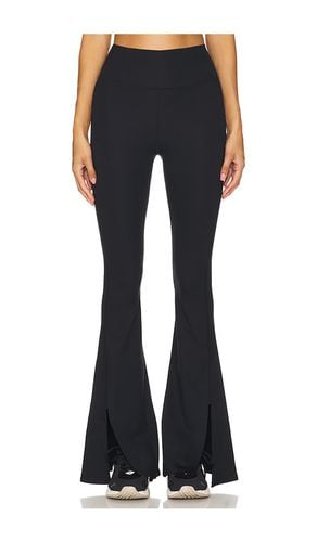 Movewell Porter Flare Pant in . - size L (also in M, S, XL, XS, XXS) - WellBeing + BeingWell - Modalova